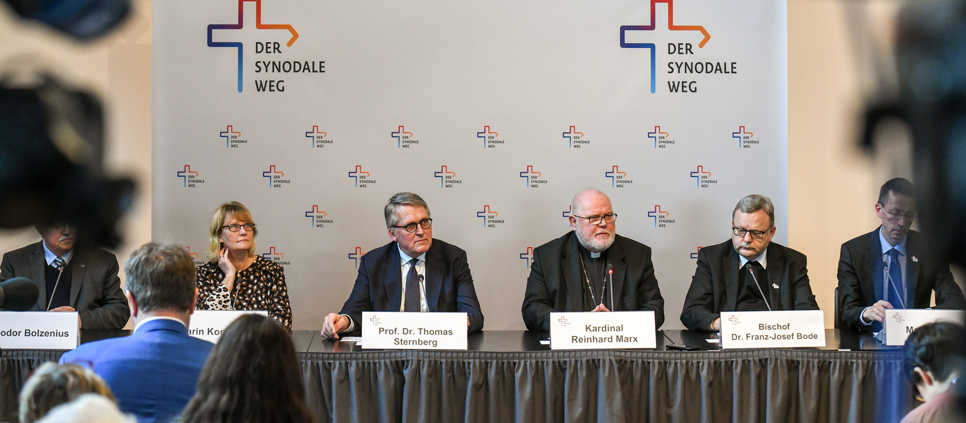  Pressekonferenz nach erster Synodalversammlung