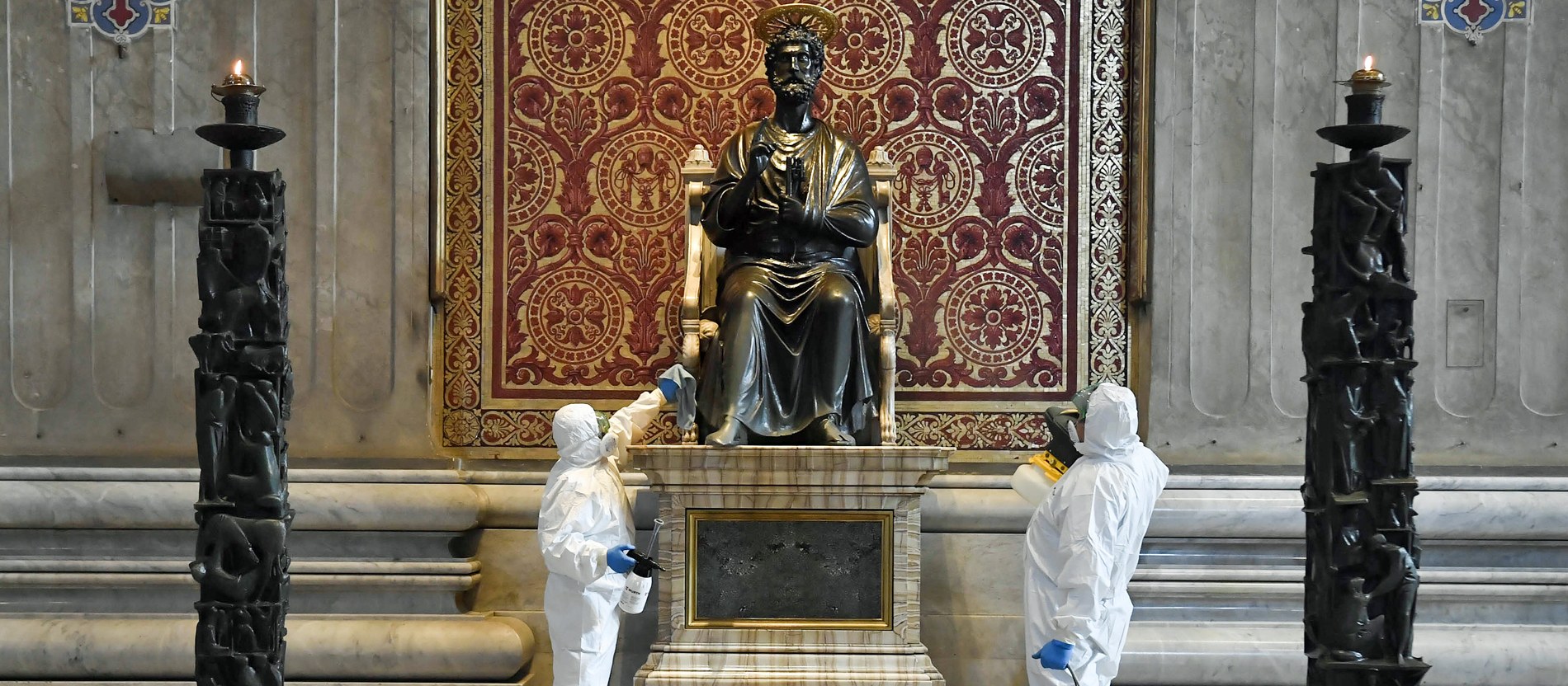 Desinfektion im Petersdom