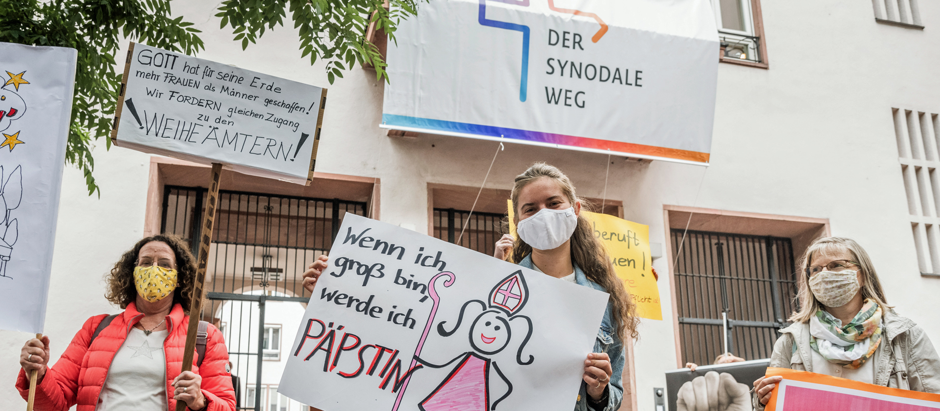 Frauen protestieren
