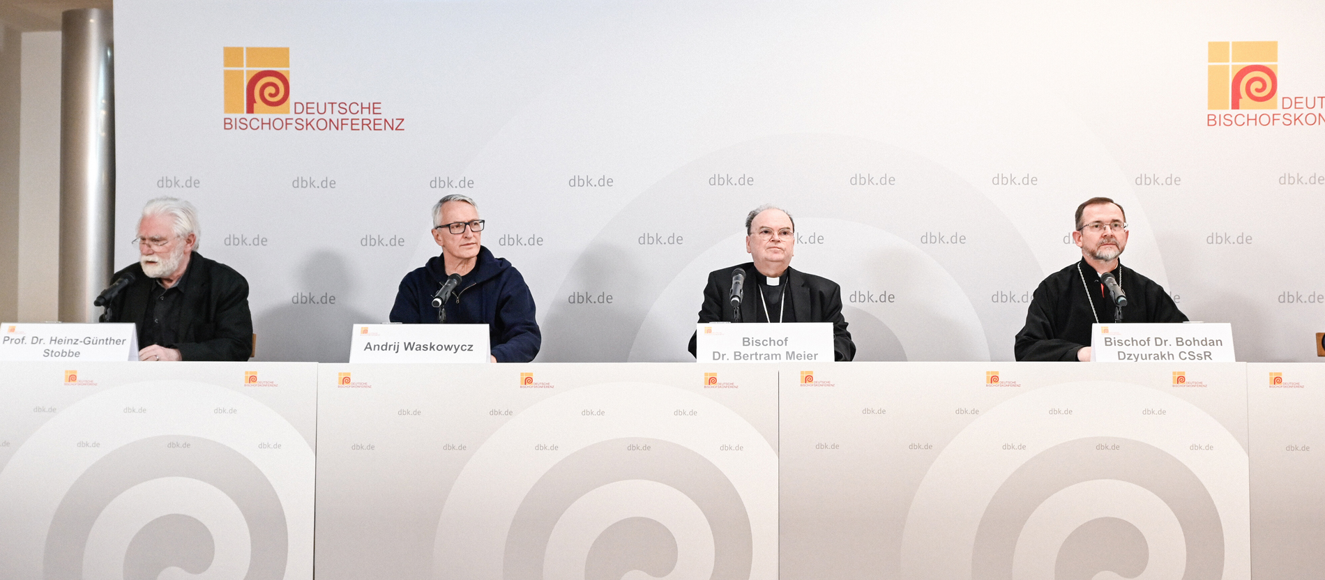 Bischof Meier verteidigt Zurückhaltung des Papstes in Ukraine-Krieg