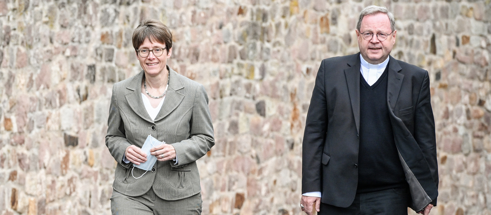 Beate Gilles und Bischof Georg Bätzing