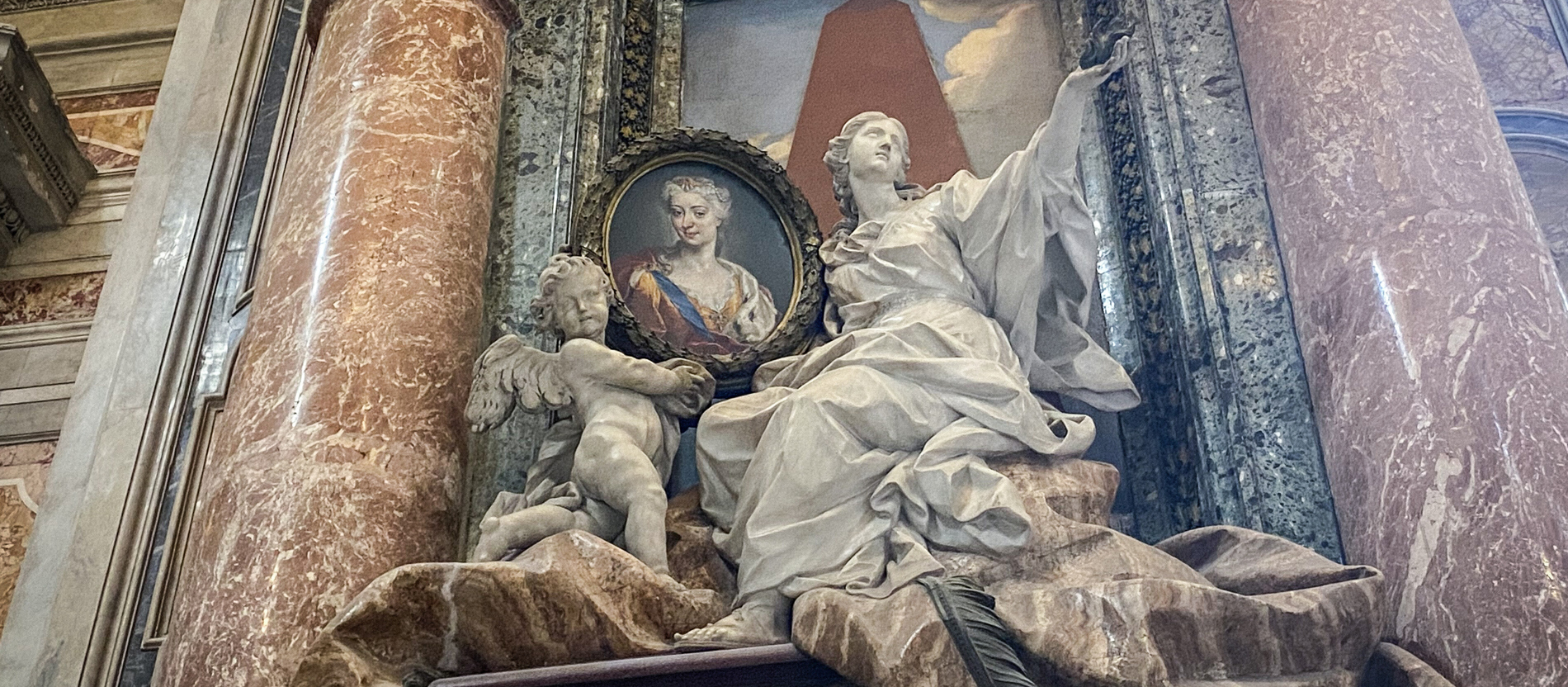 Statue der Königin Maria Clementina Stuart im Vatikan
