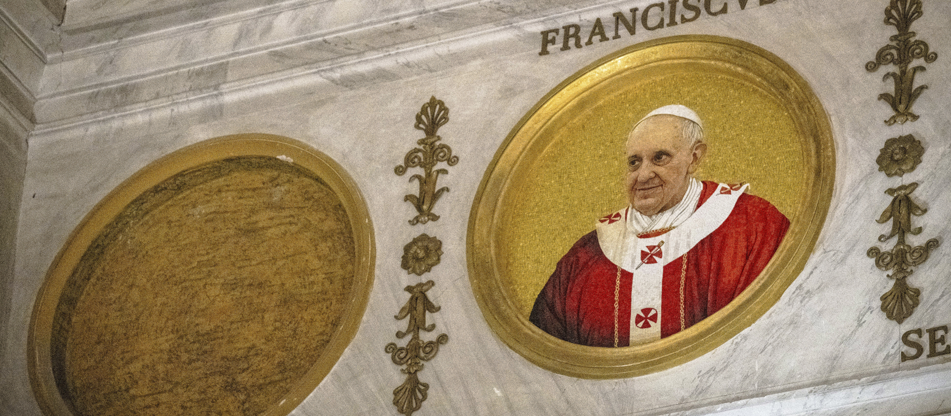 Mosaike mit Darstellung der Päpste