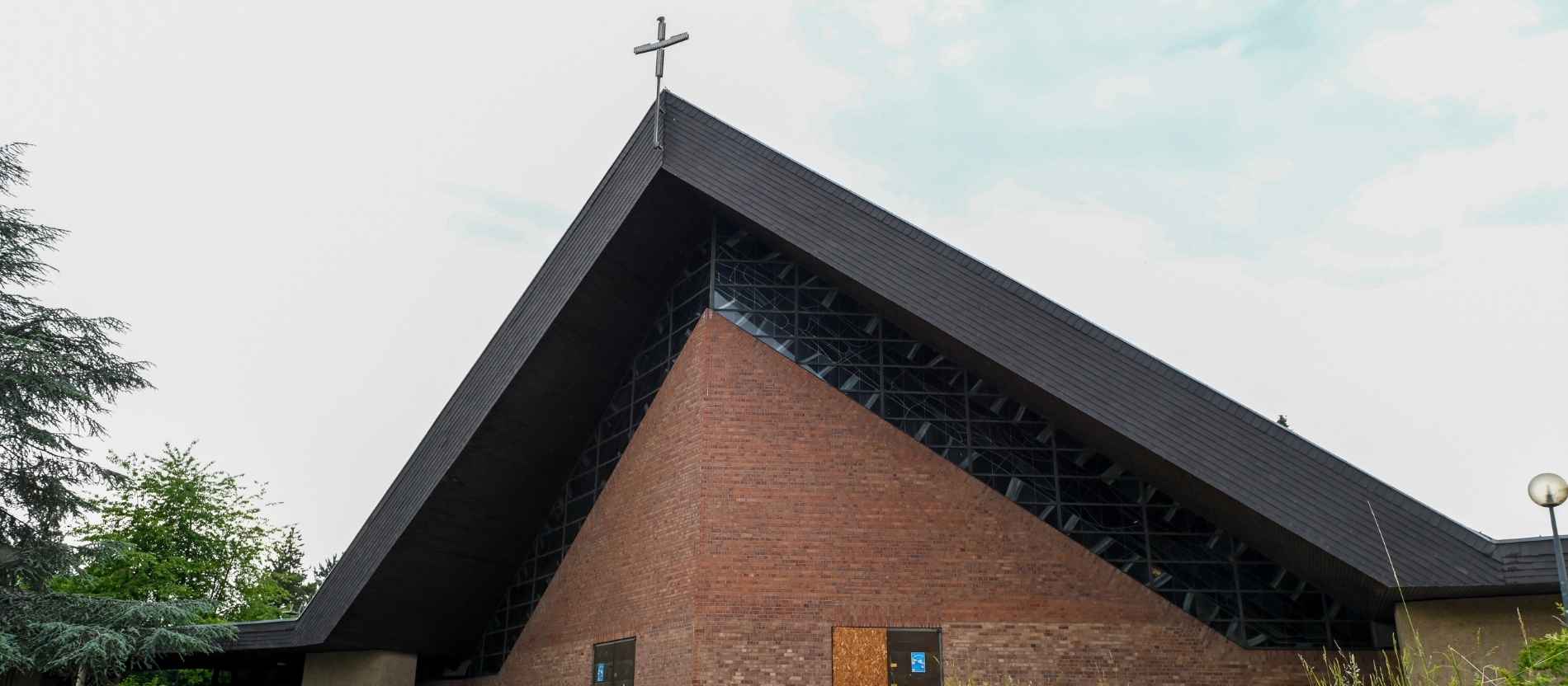 Profanierte Kirche Sankt Pius am 4. Juni 2025 in Bad Neuenahr-Ahrweiler.