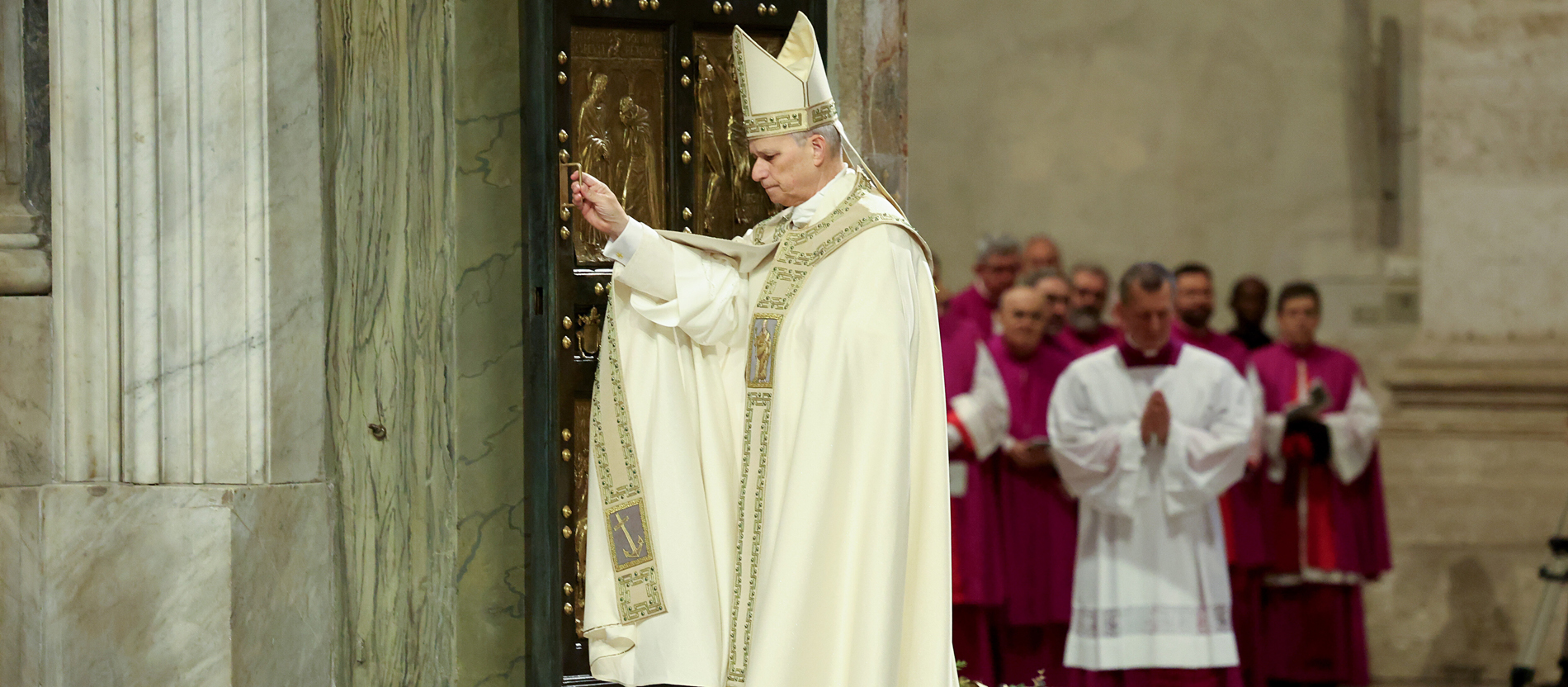 Papst Leo XIV. schließt die Heilige Pforte