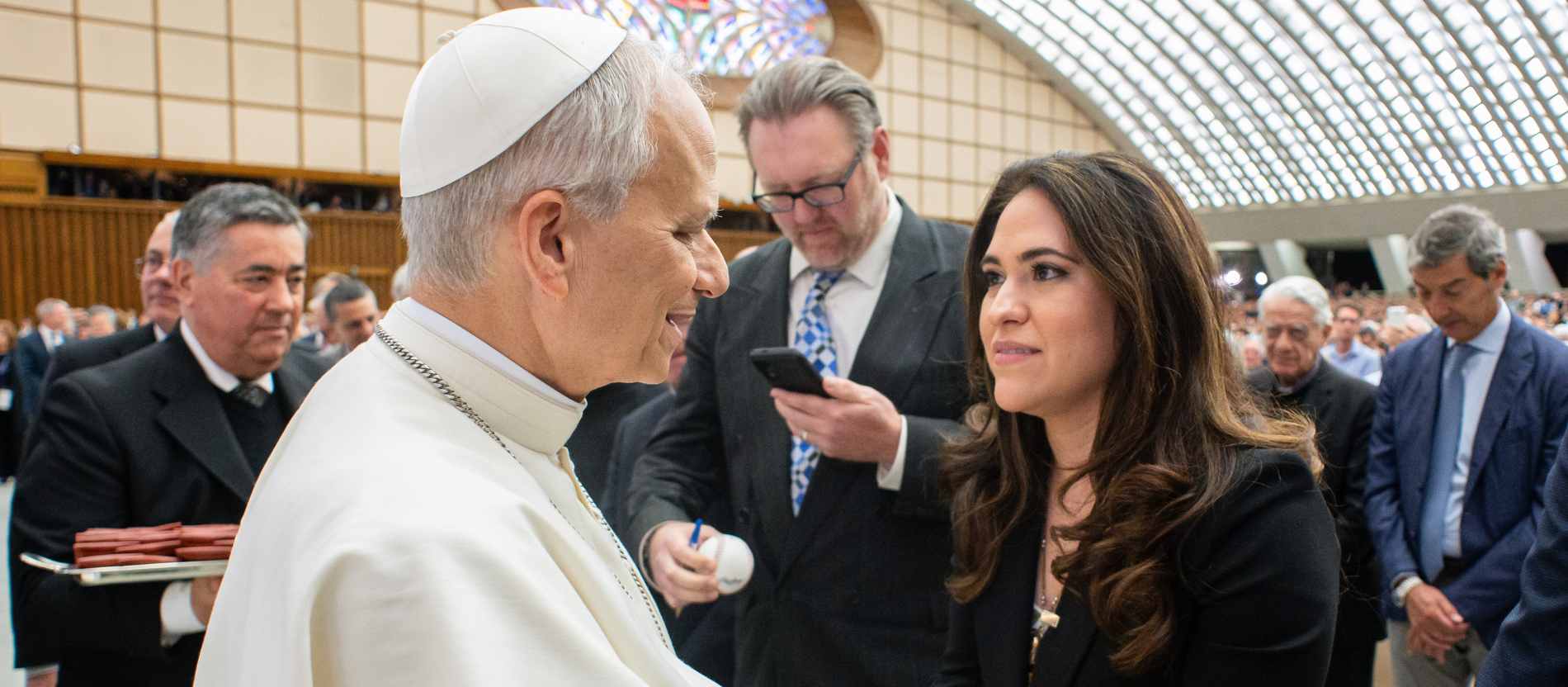 Papst Leo XIV. trifft Maria Montserrat Alvarado (EWTN News)