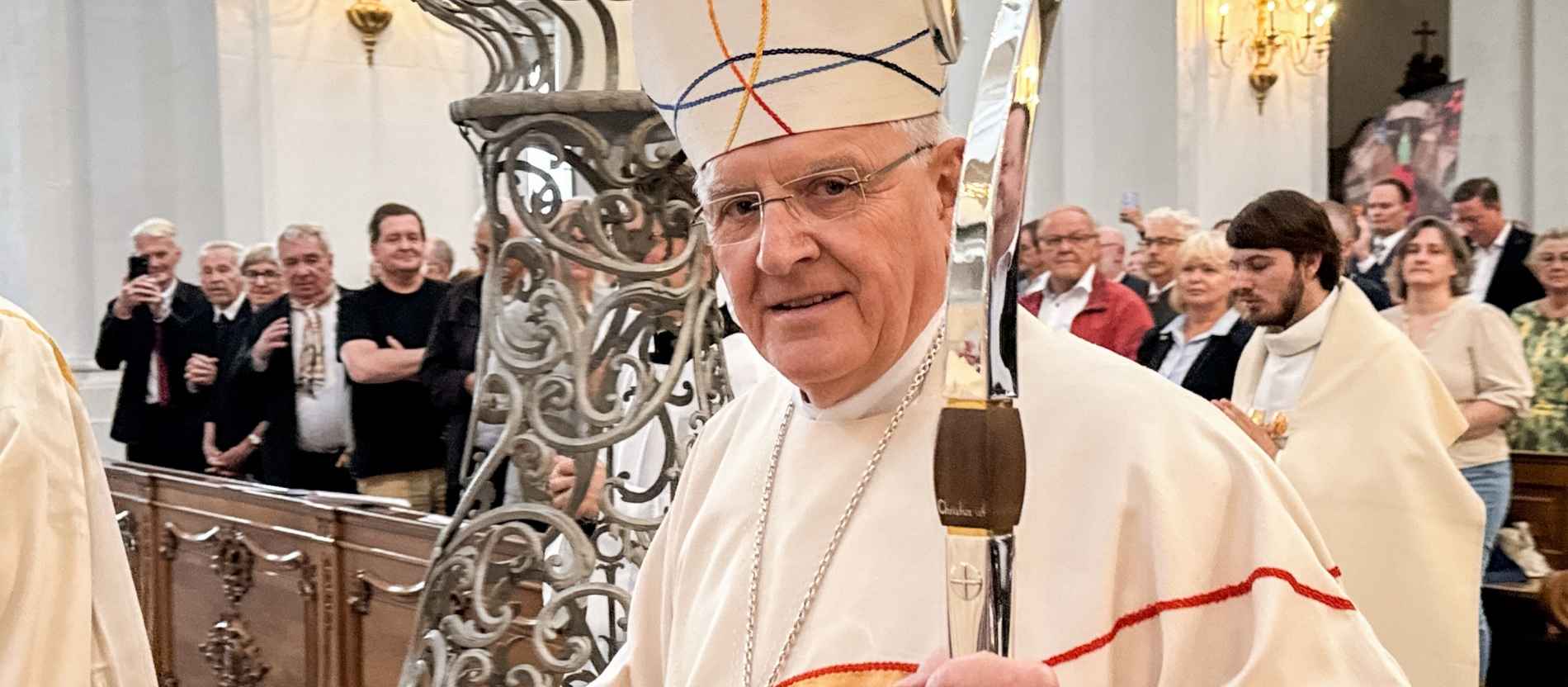 Heinrich Timmerevers, emeritierter Bischof von Dresden-Meißen, beim Festgottesdienst zu seinem Bischofsjubiläum und Abschied