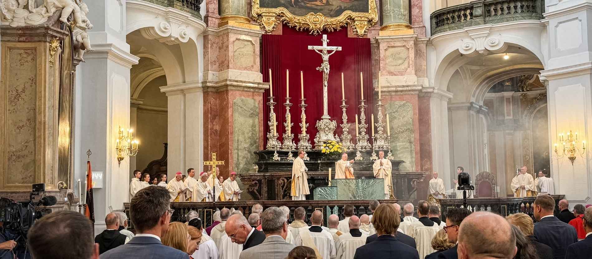 Festgottesdienst zum Bischofsjubiläum und Abschied von Heinrich Timmerevers, emeritierter Bischof von Dresden-Meißen