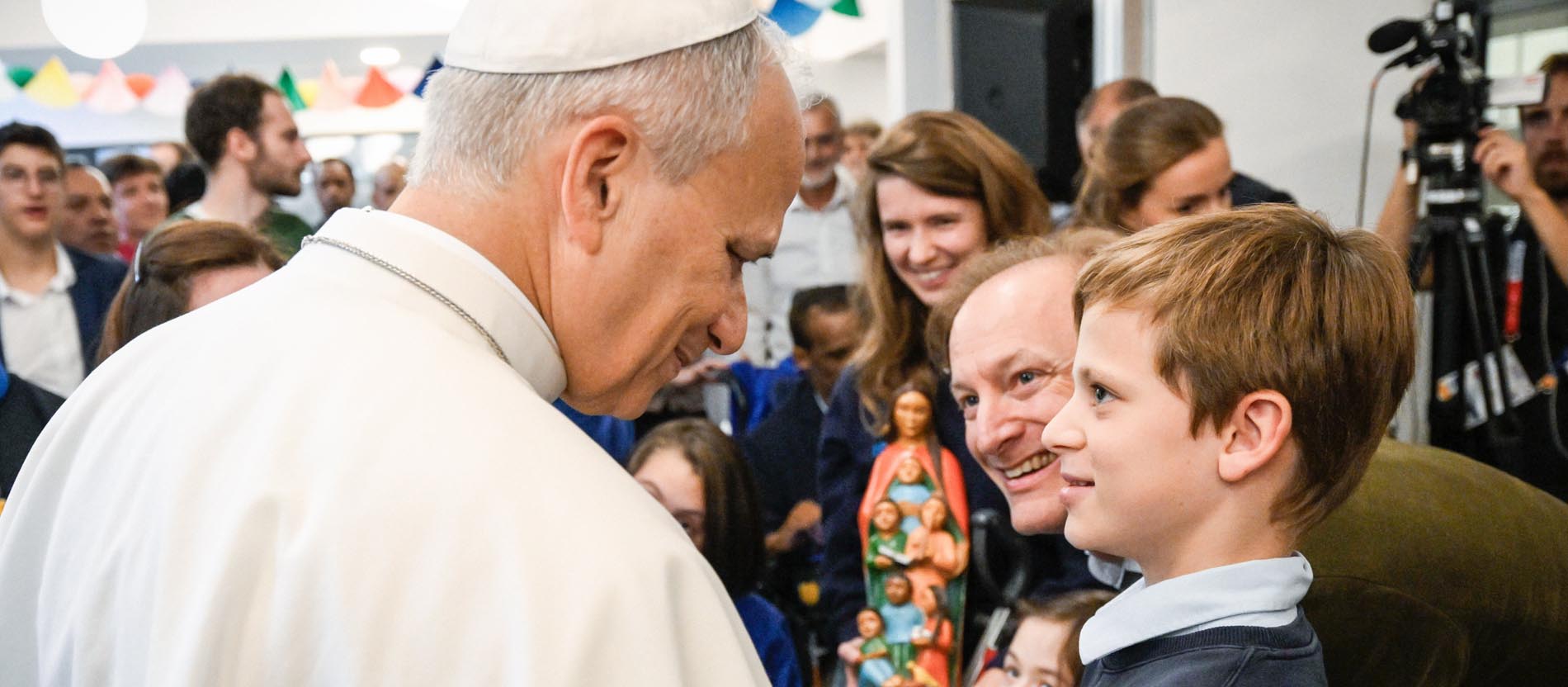  Papst Leo XIV. im Sozialzentrum "Maison Bakhita"