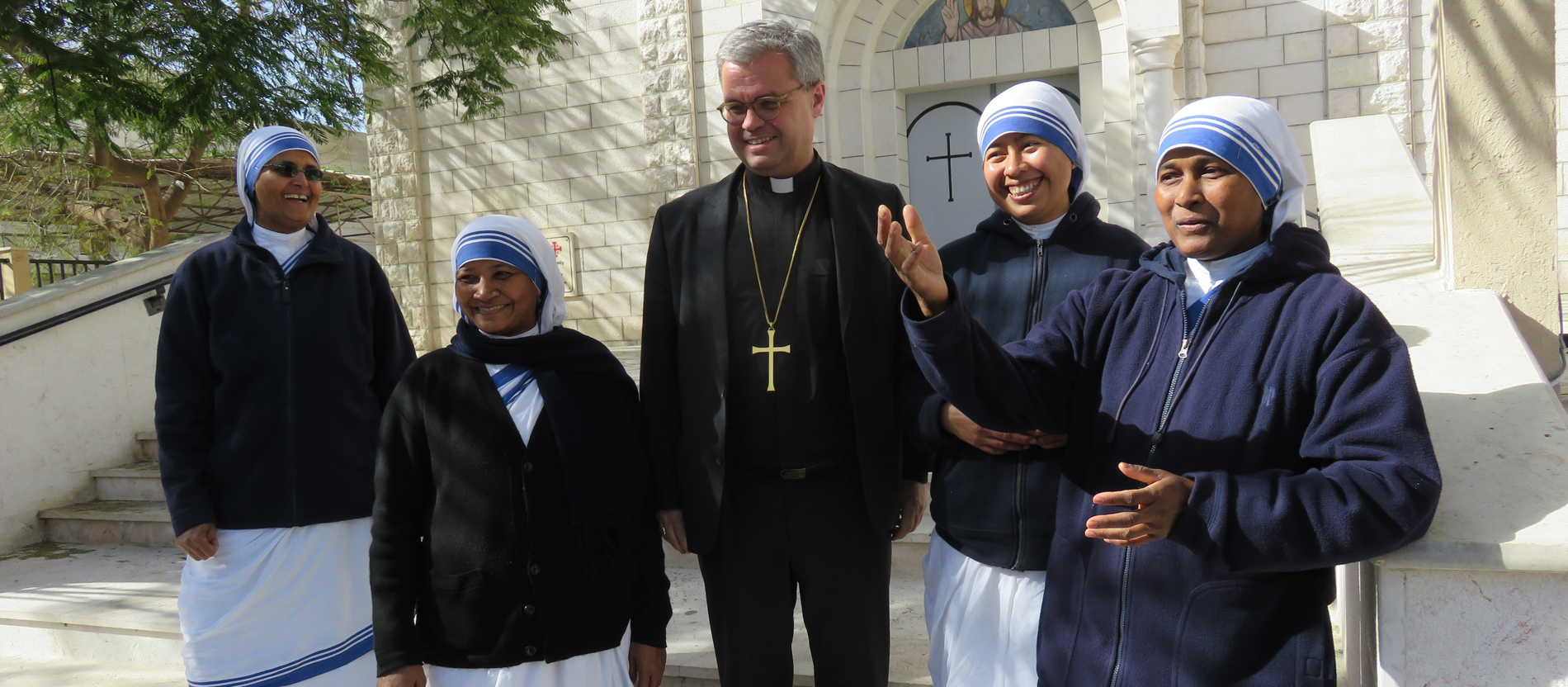 Weihbischof Udo Bentz und Ordensfrauen im Heiligen Land.