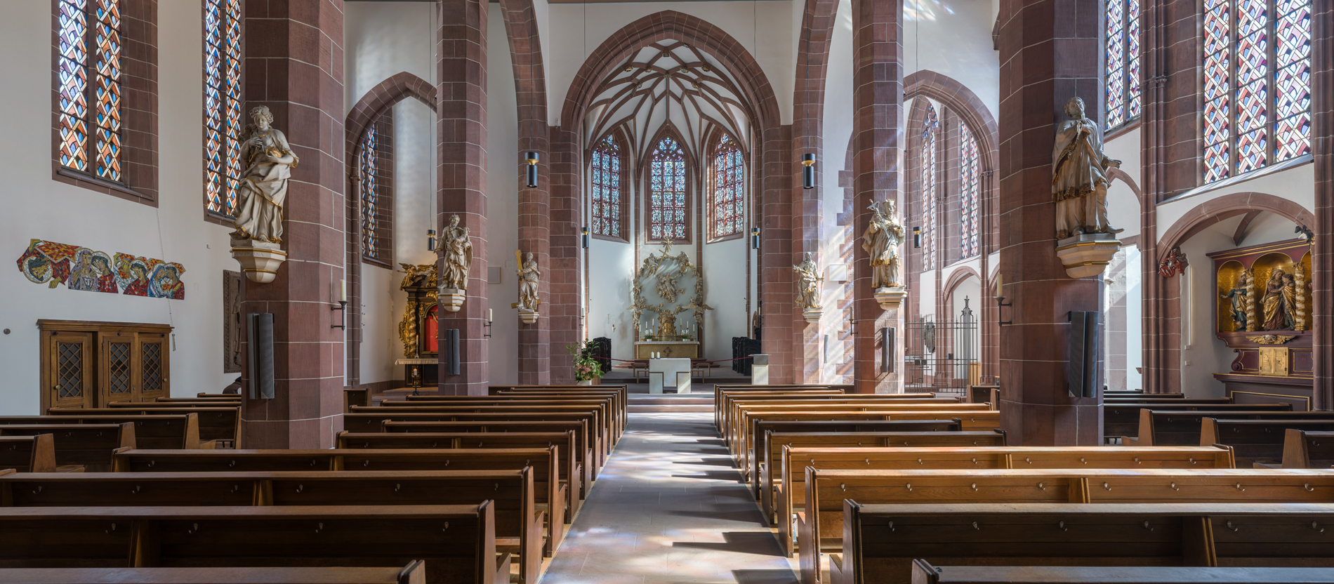 Das Innere der Frankfurter Liebfrauenkirche