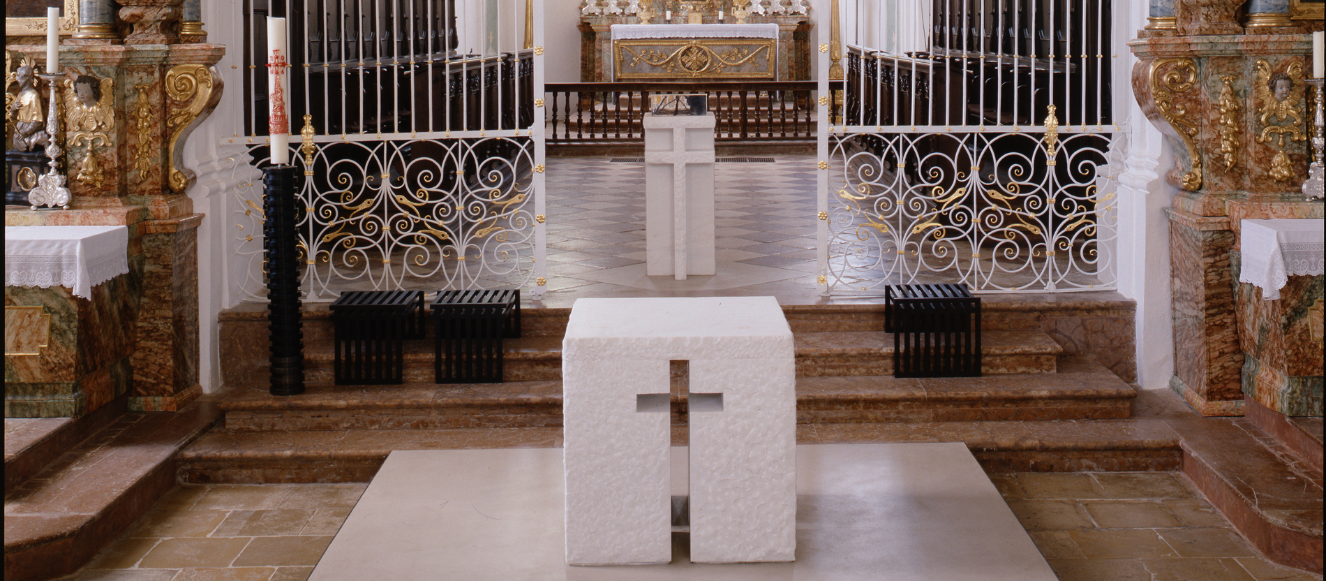 Liturgische Neugestaltung von St. Johann Baptist in Beyharting.