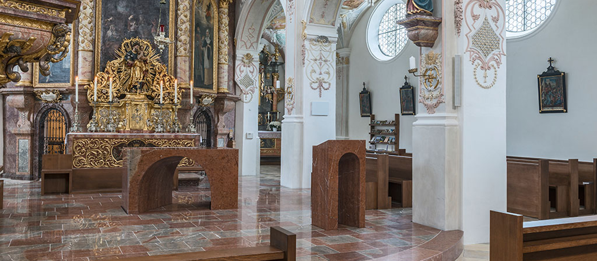 Liturgische Neugestaltung der Wallfahrtskirche Hl. Dreifaltigkeit, Weihenlinden.