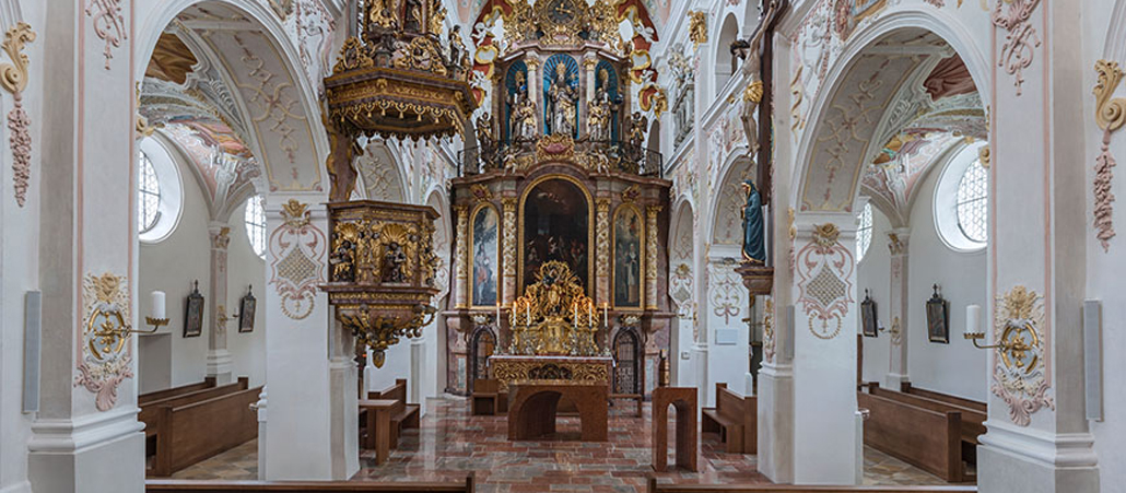 Liturgische Neugestaltung der Wallfahrtskirche Hl. Dreifaltigkeit, Weihenlinden.
