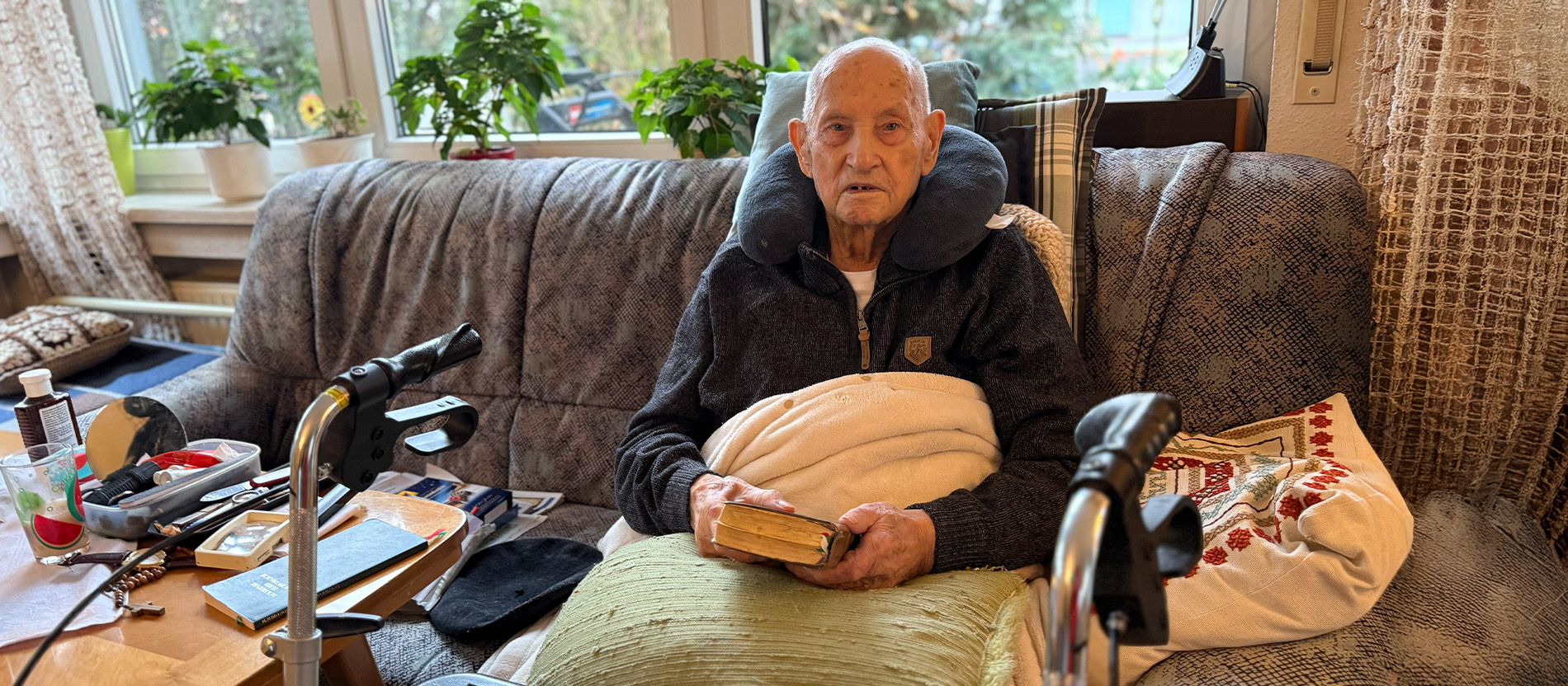 Deutschlands ältester Priester ist jetzt 110 Jahre alt