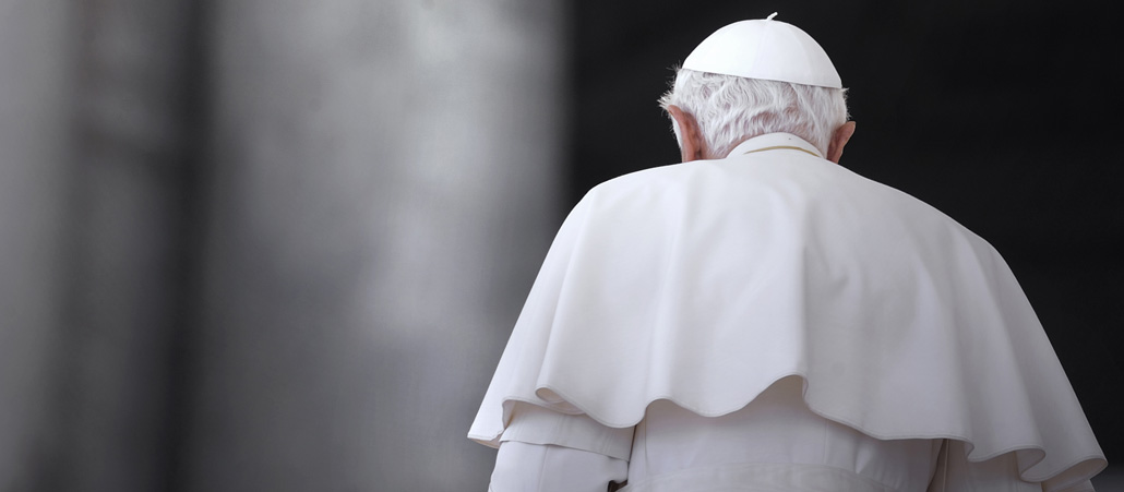Benedikt XVI. während seiner wöchentlichen Audienz auf dem Petersplatz.