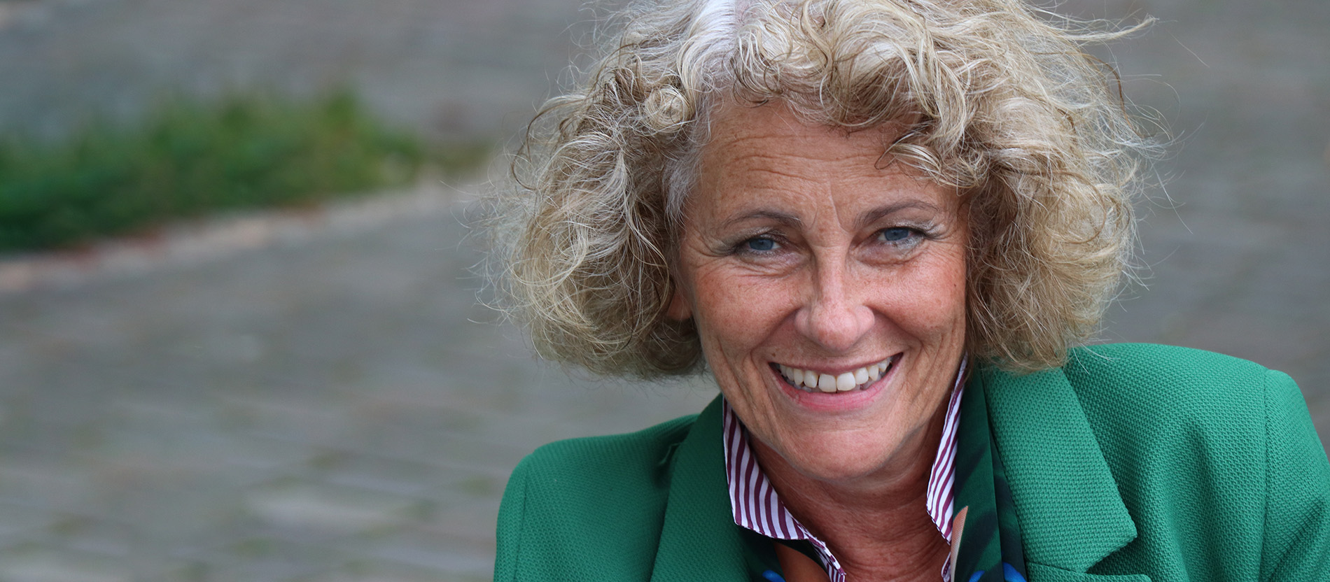 Porträt von Hiltrud Schönheit