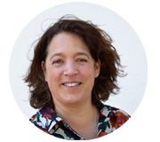 Dr. Katrin Brockmöller ist geschäftsführende Direktorin des Katholischen Bibelwerksde