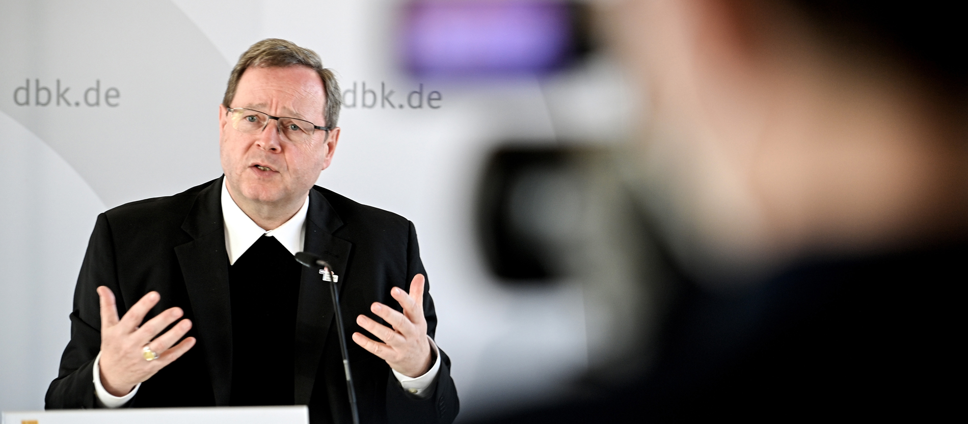 Bischof Georg Bätzing bei Auftakt-Pressekonferenz der Frühjahrsvollversammlung der Deutschen Bischofskonferenz
