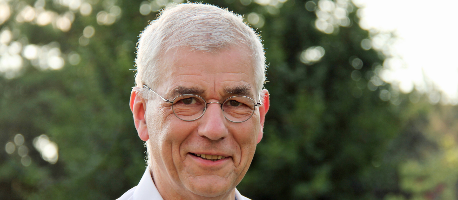 Professor Thomas Bremer